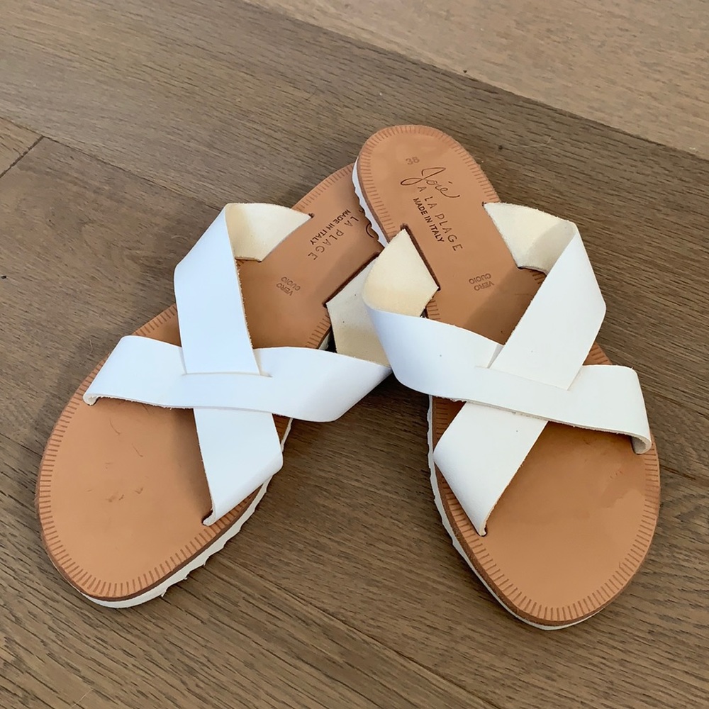 Joie a la Plage white leather sandals